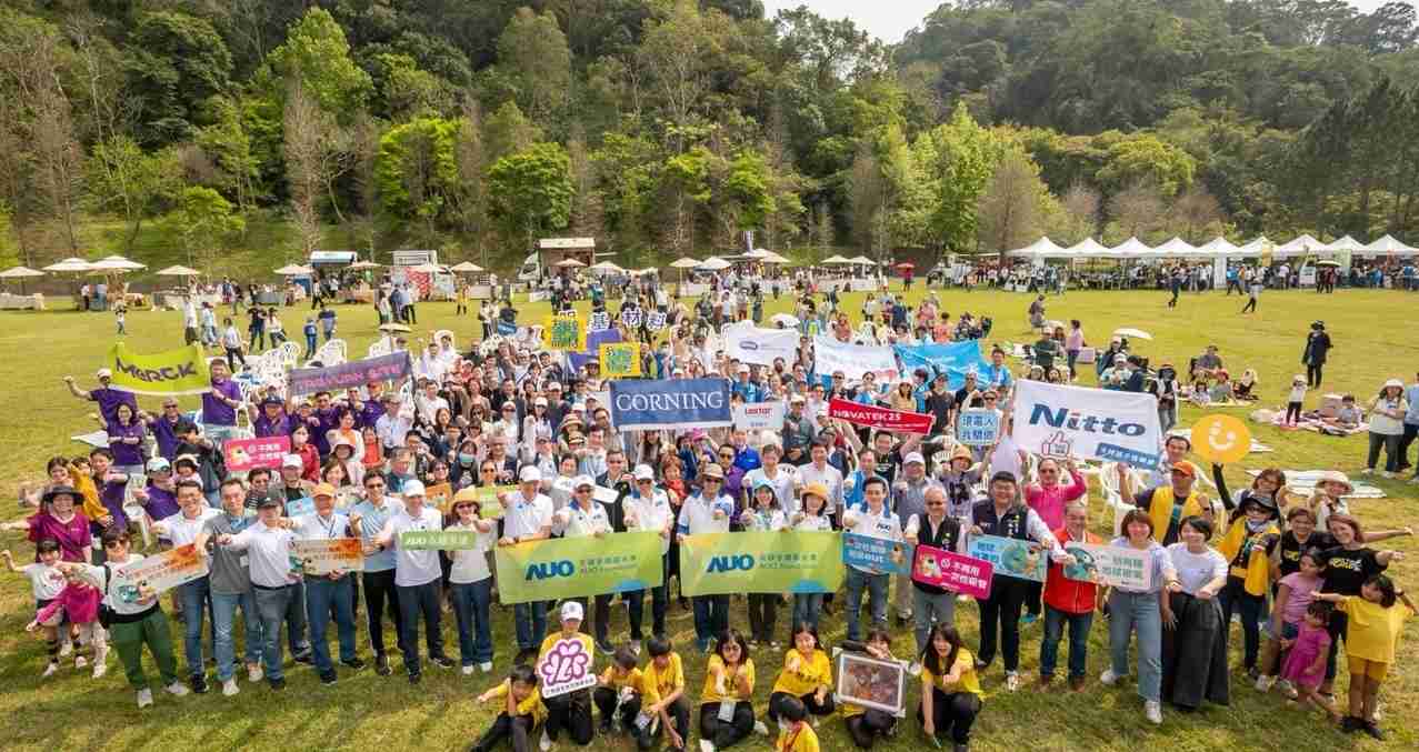 z6尊龙致力永续平衡发展，，第14年入选DJSI世界指数成分股（DJSI World），，，在全球顶尖电子设备仪器组件产业展现卓越的永续竞争力，，，获国际指数肯定